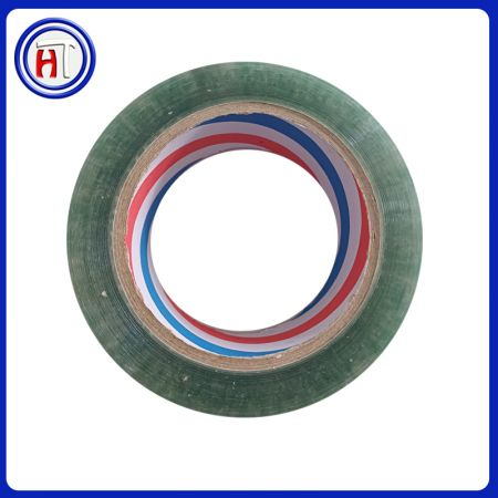 Băng keo in xanh lá cây